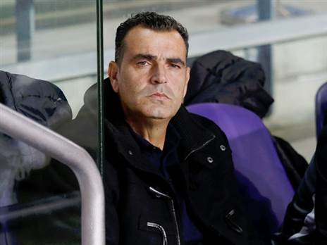 מנחם קורצקי. יכול להיות מאושר (אלן שיבר)