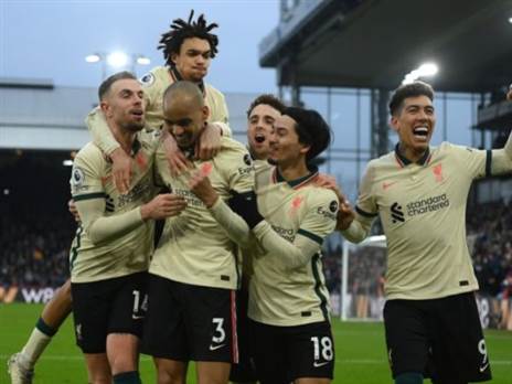 שחקני ליברפול חוגגים. העיקר הניצחון (Getty)