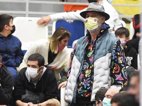 זופי אבדיה. יחכה (ברני ארדוב)