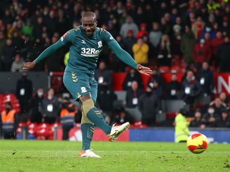 סול במבה. ניצח את הסרטן, עכשיו גם את יונייטד (GETTY)