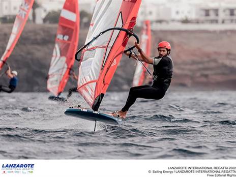 הרשים גם הוא. עומר (לנזרוטה)