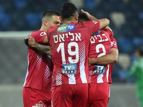 יסתדרו מול האלופה? (ברני ארדוב)