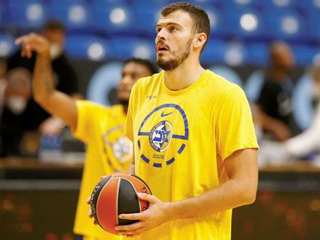 היום הוא צהוב. ז'יז'יץ' (אלן שיבר)