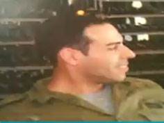 "ילד חייכן ומופנם שהיה אהוב על חבריו"