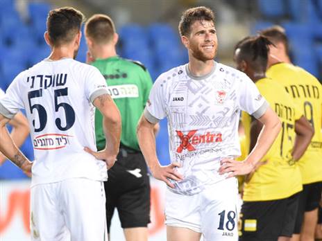 השחקנים נראו המומים (ברני ארדוב)