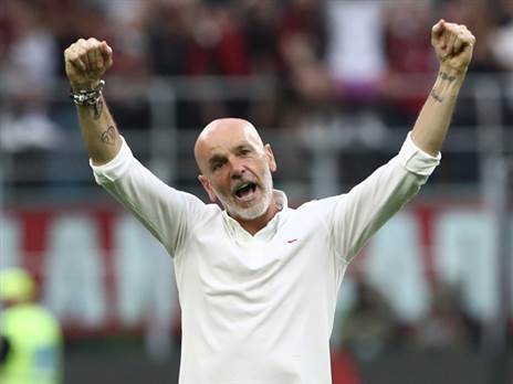 בנה קבוצה בצלמו (Getty)