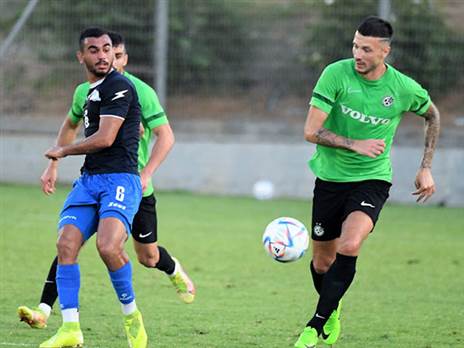 האוסטרלי עלה כמחליף וכבש (צילום: ראובן כהן, האתר הרשמי של מכבי חיפה)