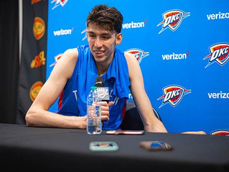 פוטנציאל גדול. הולמגרן ( Zach Beeker/NBAE, Getty)