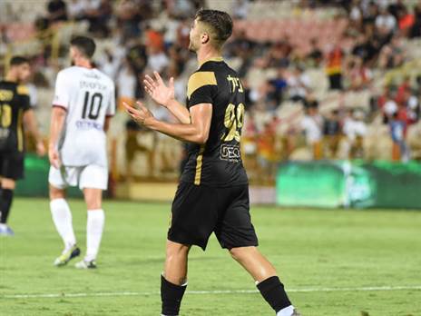 שביעות רצון מבילו (ברני ארדוב)