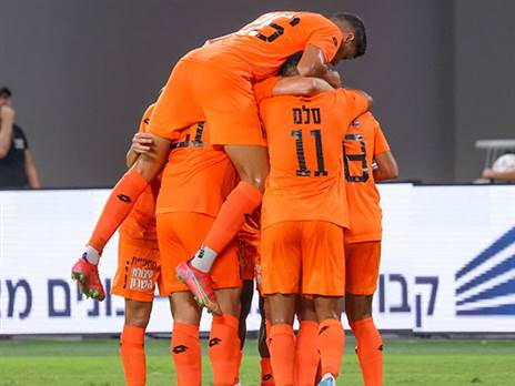 הפועל פ"ת שלטה, בני יהודה עקצה (דני מרון)