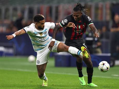 לאאו וריס ג'יימס. מתרחקים (Jonathan Moscrop/Getty Images)