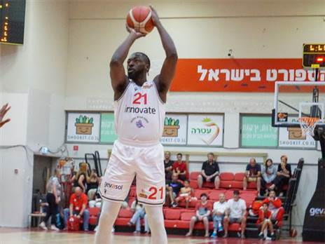 שוחרר אחרי שלושה חודשים. פאטון