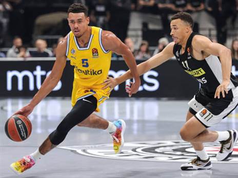 הוא נראה נהדר. בולדווין (GETTY)