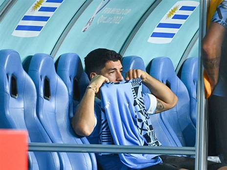 סוארס. גלים גלים בא הכאב (Anthony Dibon/Icon Sport via Getty Images)