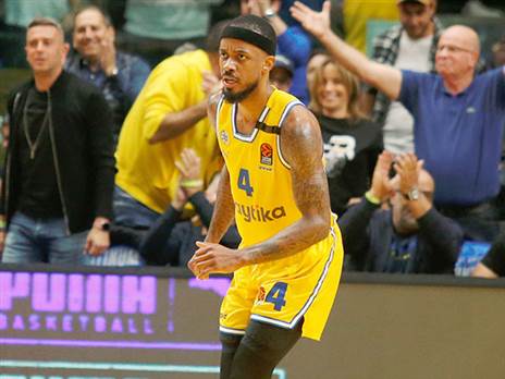 "מושלם לריאל" (אלן שיבר)