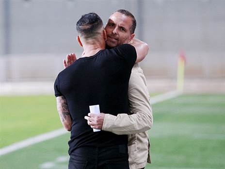 רן בן שמעון. יוצא מרוצה (קובי אליהו)