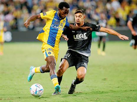 "צעירים מחוף השנהב יגיעו אם יוכלו לשחק בבוגרת" (קרדיט: אלן שיבר)