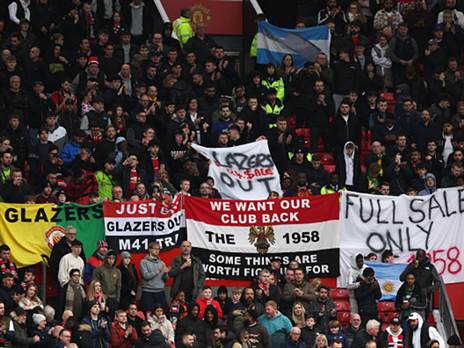 מחאת האוהדים תסתיים עם העברת השליטה (Getty)