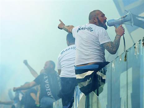 האוהדים מנאפולי הגיעו לעודד בדאצ'ה ארנה (Alessandro Sabattini/Getty Images)
