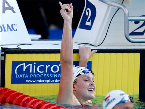 סימונה קסטרווילארי, איגוד השחייה