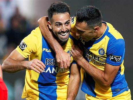 אייל גולסה. יחגוג בצהוב גם בעונה הבאה (אלן שיבר)