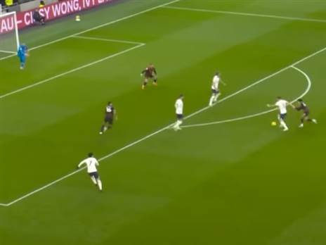 הוייביירג חוטף ללואיס ומבשל לקיין