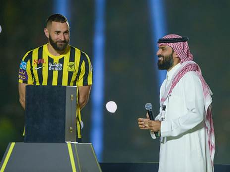 לא יהיה השם האחרון שעובר. בנזמה (Getty)