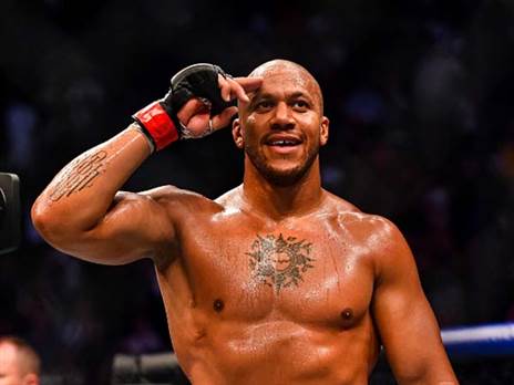 ממתין לאספינול. גאן (GETTY)