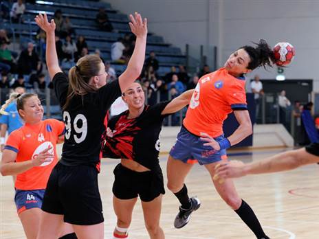 העונה בפתח (הדר ואן קולא, איגוד הכדוריד)