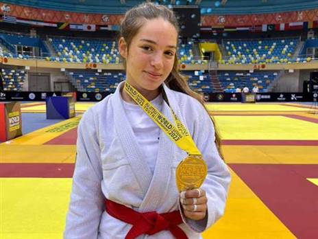 הישג גדול. ליה שלו (תומר אלראי)