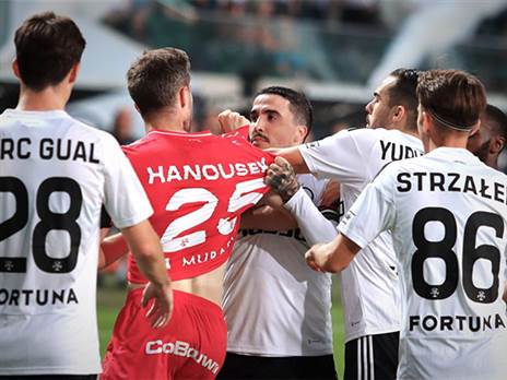 שוב במוקד. ז'וסואה (מתוך הטוויטר של לגיה ורשה)