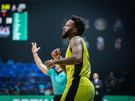 רכש מרשים (FIBA)