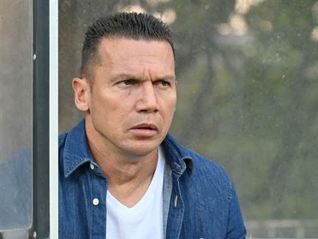 "לא מבין מה הוא צריך לעשות". בכר סופג אש