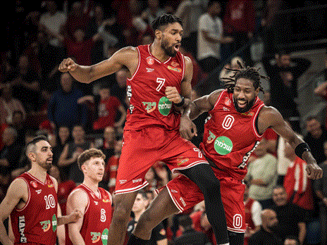 יחגגו בסיום העונה? (עודד קרני)