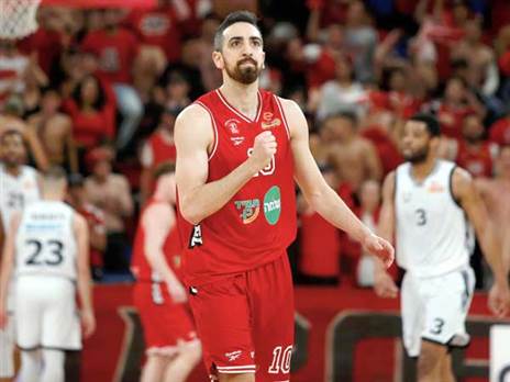 בר טימור. “רוצים תארים“ (אלן שיבר)