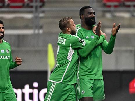 מי תחגוג בסיום הערב? (האתר הרשמי של מכבי חיפה)