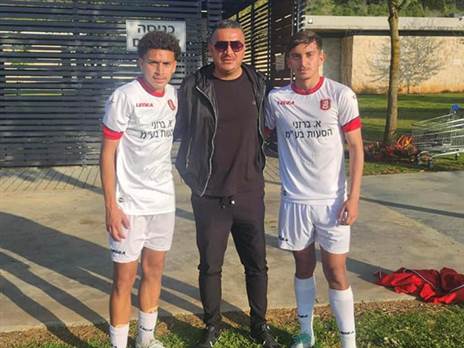 כמו אבא, כמו בן. כארם, עומרי ואדהם זועבי