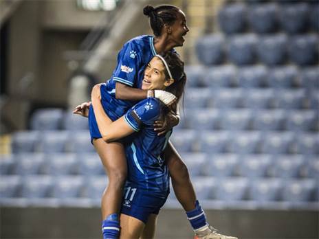 (באדיבות עודד קרני ההתאחדות לכדורגל)