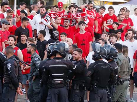 מראות מכוערים מחוץ להיכל (אלן שיבר)