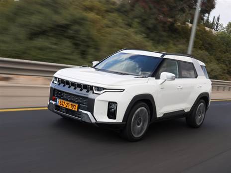 המנוע מספק ביצועים סבירים ביחס לגודל