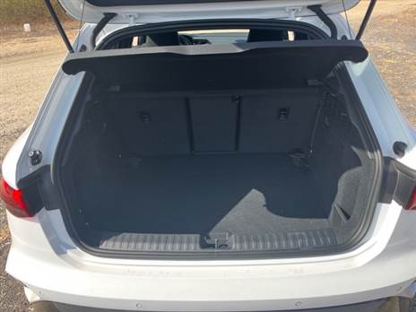 תא מטען סביר פלוס - 380 ליטר