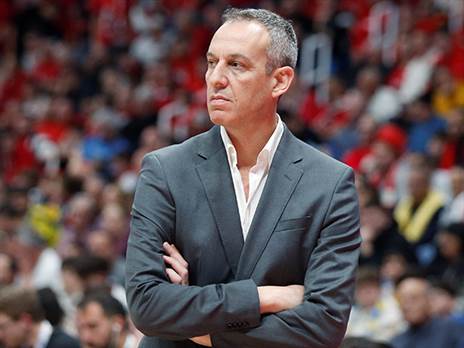 גביע ראשון כמאמן מכבי ת“א (אלן שיבר)