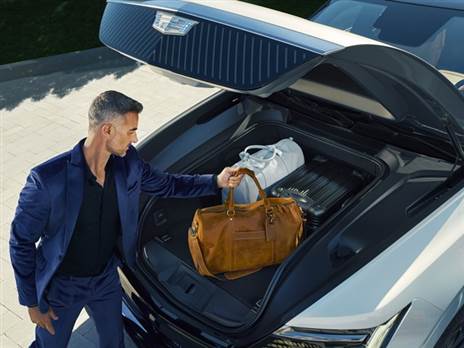 תא מטען קדמי בגודל שמזכיר כזה של סופר-מיני