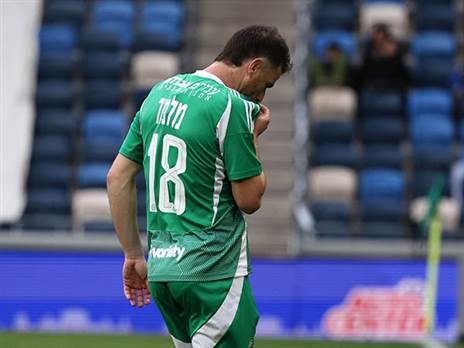 “הגיע בוואקום שנוצר“. מלמד (דני מרון)