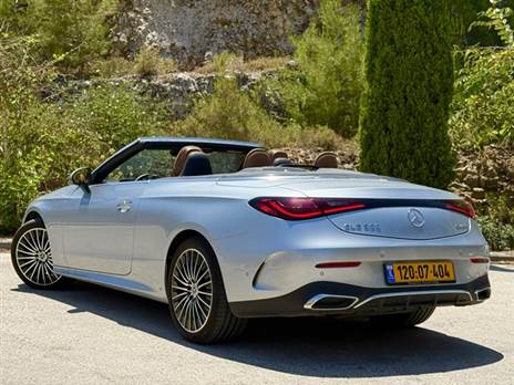 בגרסת 2.0 הליטר החזקה, הביצועים טובים, אבל היא לא ספורטיבית. אם תרצו, בהזמנה אישית תקבלו את ה-3.0 ליטר