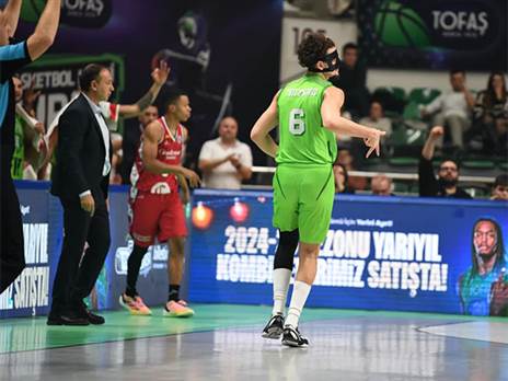 אבסולוטי לשלוש (FIBA)