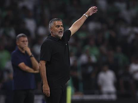 מאוכזב. סילבס (מאור אלקסלסי)