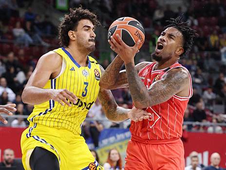 שיחק בשני הצדדים של הדרבי (אלן שיבר, סופיה)