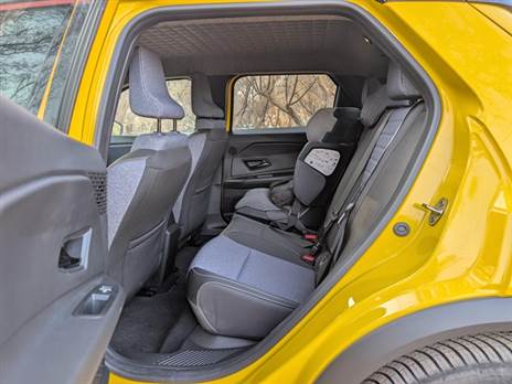 מאחור ממש צפוף