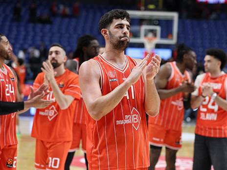 שחקני הפועל ת“א מאוכזבים (אלן שיבר)